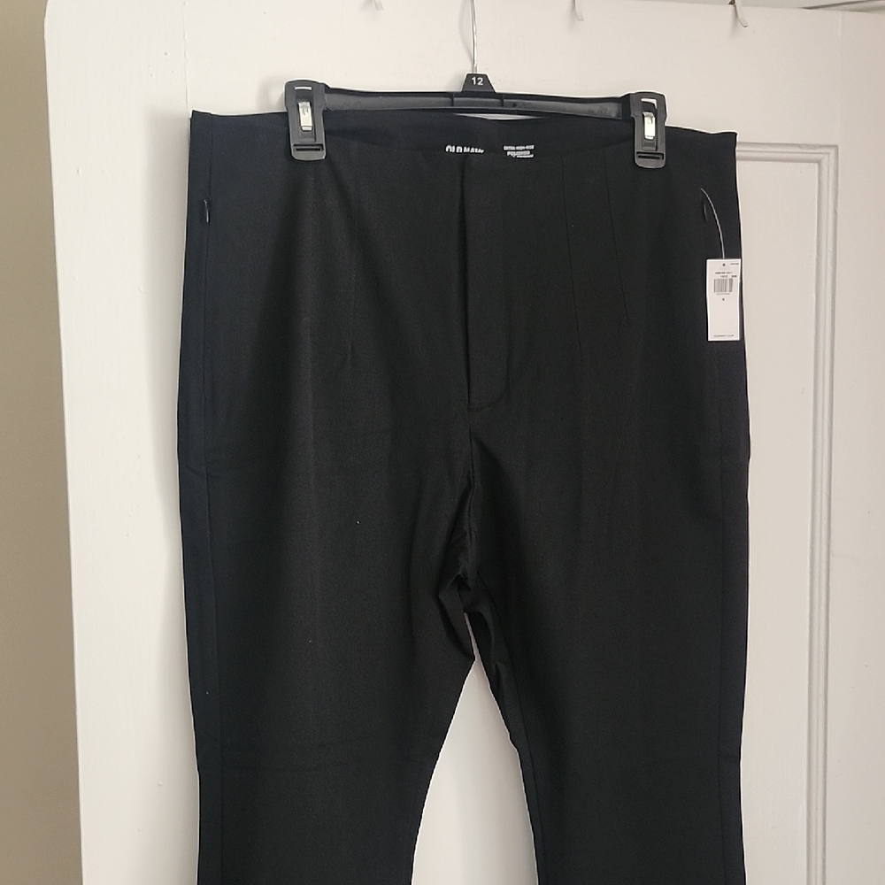 Old Navy Women's NWT Extra High Rise Polished Pixie Pants - Picture 3 of 14